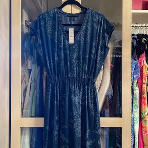 NWT! White House Black Market Jetsetter Maxi